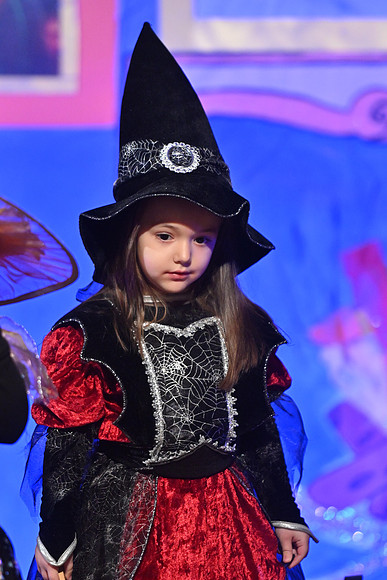 213