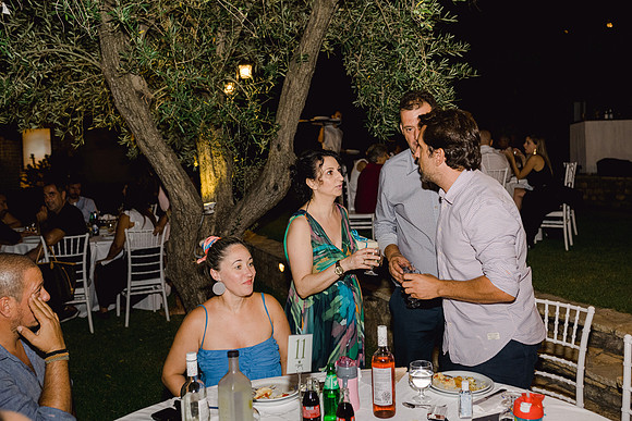 372