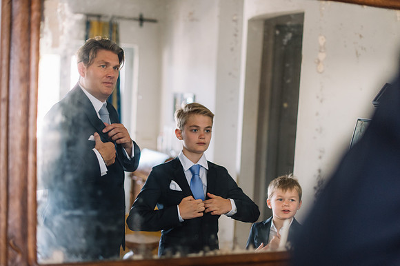 00077
