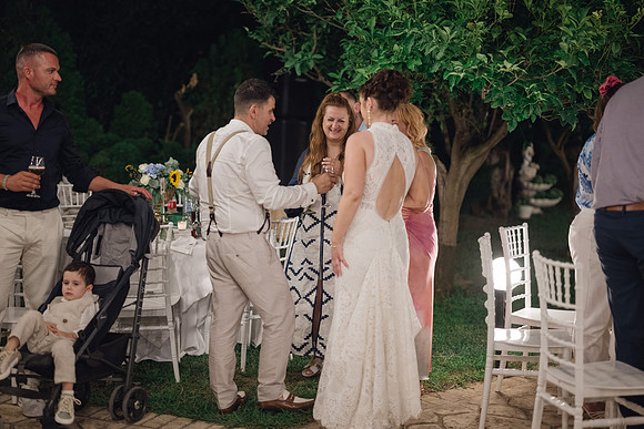 654