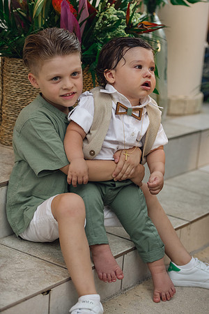 359