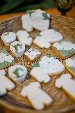 313